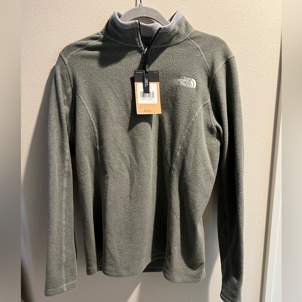 Womens North Face Fleece- size L. New with tags!